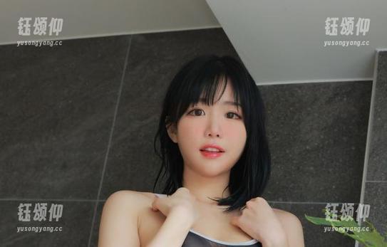 Addielyn(에디린)泳衣私房写真：没有比这更想“溺水”的理由了吧！