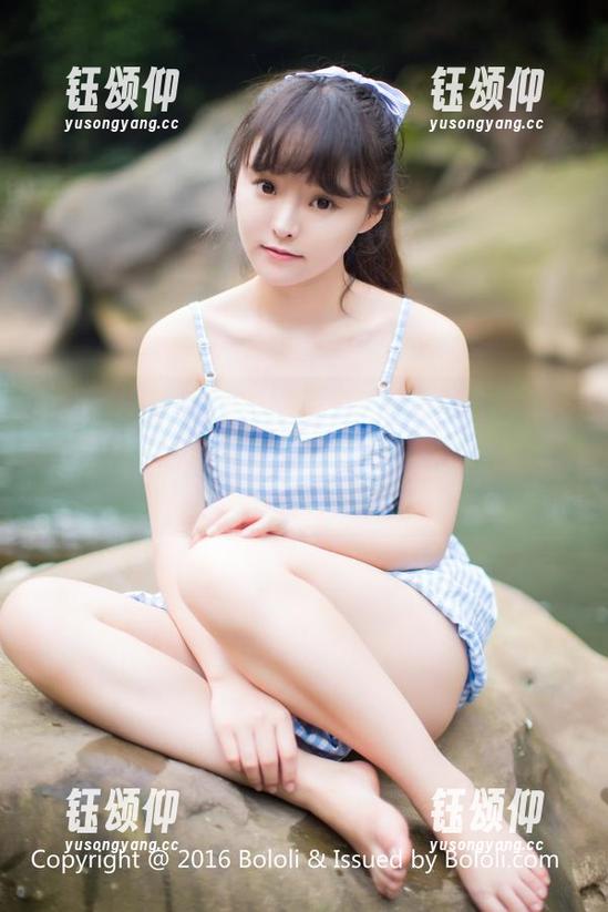 BoLoli菠萝社 - 柳侑绮Sevenbaby长腿合集：腿叔说你们这些短腿永远追不上她！