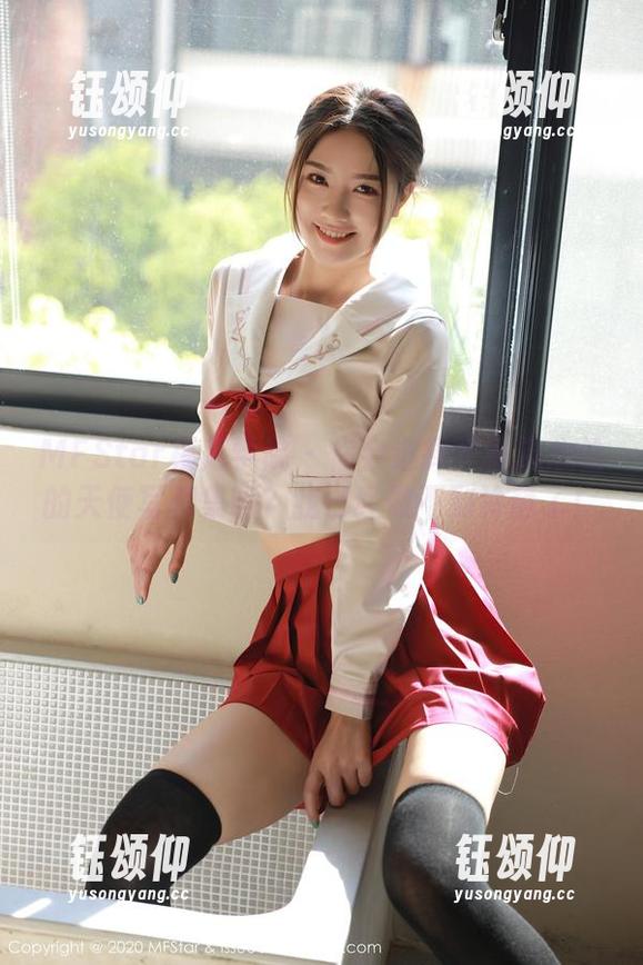 MFStar模范学院 - 你会选择下载温心怡的天使写真集吗？我已经做不到冷静了！