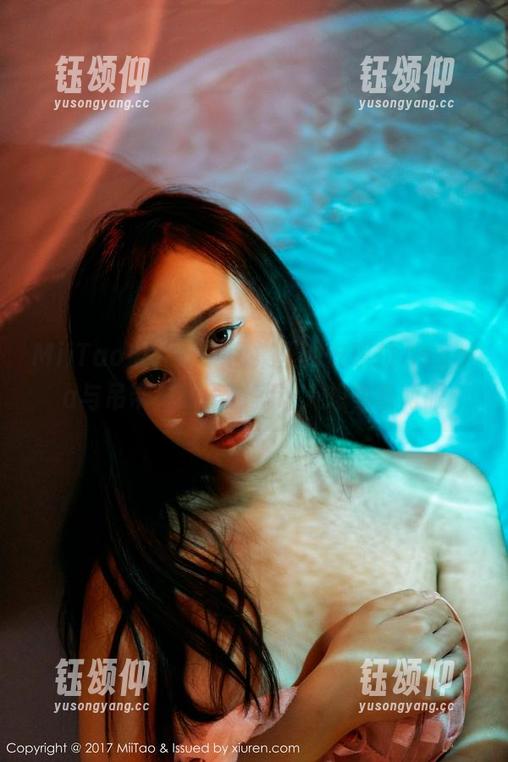 MiiTao蜜桃社 - 图集里的安琪拉Angela与吊带，时不时就让人想多看两眼