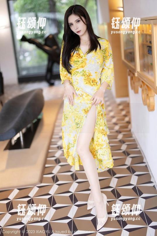 XIAOYU语画界 - 全套组合：程程程高跟鞋与筒袜的完美邂逅，心中暗暗叫好