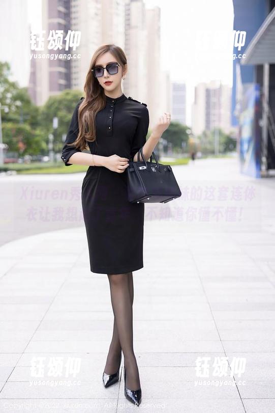 Xiuren秀人网-你的兔妹妹 Xiuren秀人网 - 你的兔妹妹的这套连体衣让我想起了童年,不知道你懂不懂!