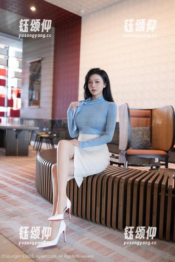 Xiuren秀人网 - 全新套图！周琰琳LIN的裸足写真，连小草都想和她留影
