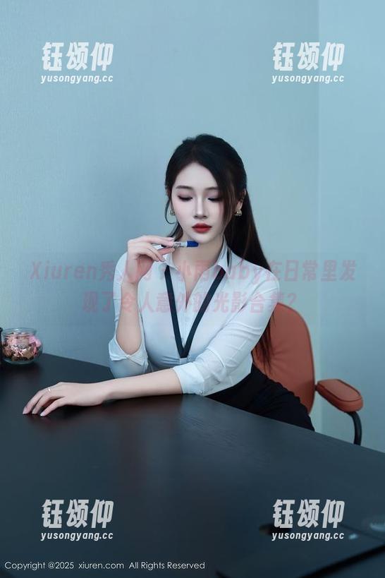 Xiuren秀人网-小雨baby Xiuren秀人网 - 小雨baby在日常里发现了令人意外的光影合集?