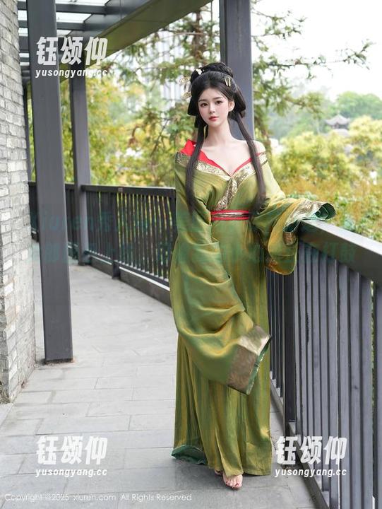 Xiuren秀人网 - 美图由黄歆苑打造，兔女郎图包上线，好像我的小心脏正在打鼓！