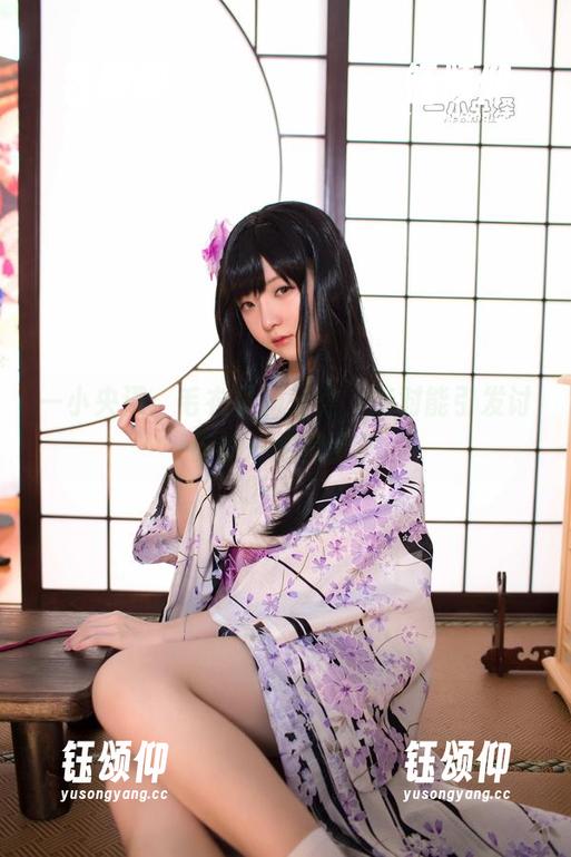 一小央泽：毛衣里的轻柔，绝对能引发讨论的一组图集！