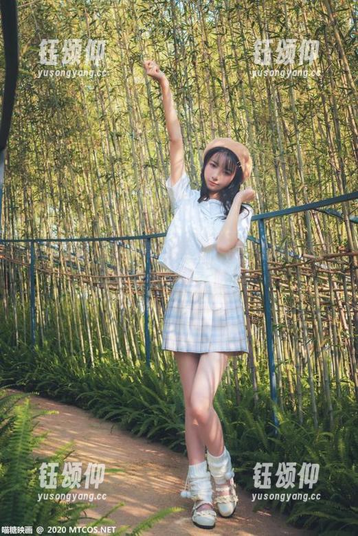 游荡在喵糖映画高清图库：蓝色厨娘-提升你的厨房审美，哈哈。
