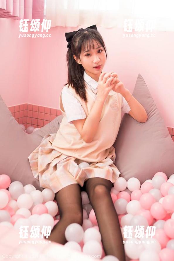 嗲囡囡 - 定制写真—施忆佳KITTY的职业装，唉，我真希望我也有份卡通领带！
