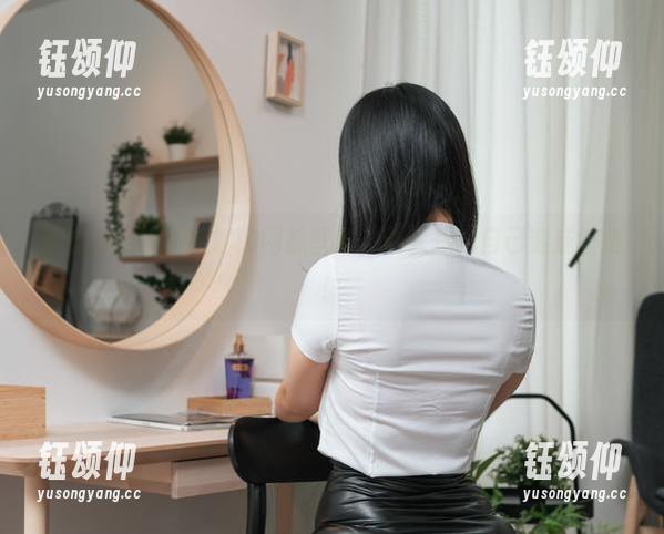 谁能抵挡？宋哈娜的网袜壁纸，让人想把自己变成壁纸！