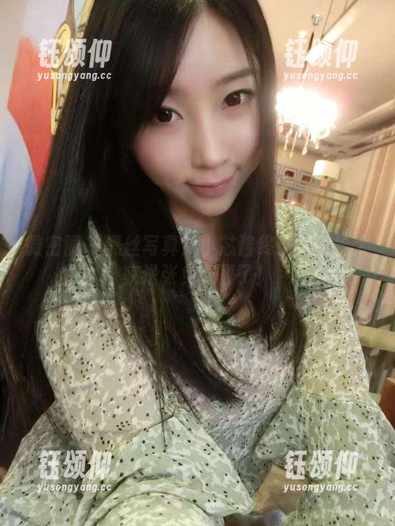 微密圈 - 黑丝写真？小芯酱终于决定给大家送张免费票了！