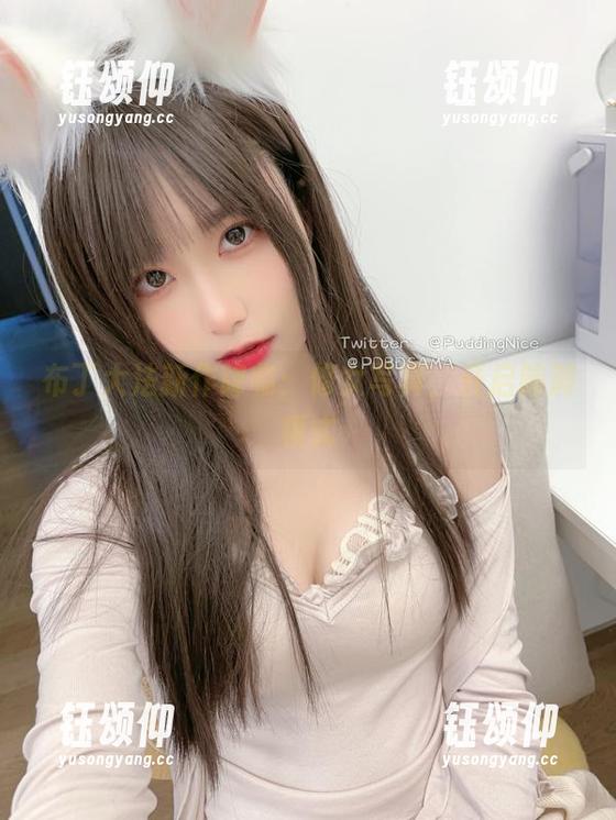 布丁大法新作降临：修女写真，开启脑洞模式