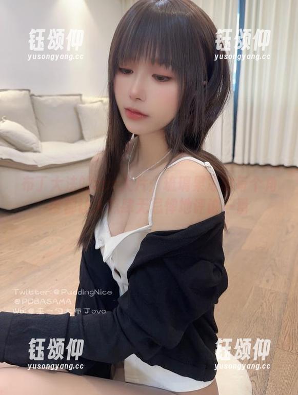 布丁大法的cos大片：琉璃果冻的每个角度都让人想肆无忌惮地评论一番