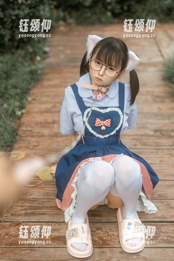 幼水铃衣最新套图：在想，如果我的“电子女友”能有她一半的姿态就好了