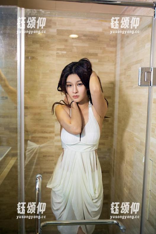 推女郎-林清儿 推女郎 - 假装很认真,林清儿的全套作品能有多少秘密?哈哈,来猜一下。