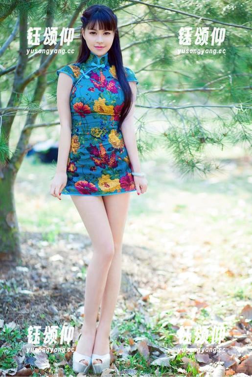 推女郎 - 当赵惟依遇上礼服，最新作品让人心里小鹿乱撞。