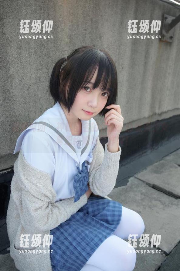 森萝财团 - 神秘匿名的作品：白丝美少女，真想给她送颗炸弹！