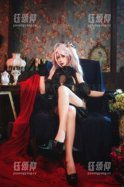 樱落Selena俨然女王，私房图包简直是宝藏