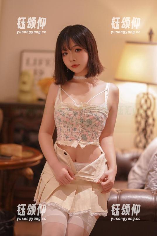 啊！新的蓝白条少女图包出炉，玉汇yuuhui你真懂我！