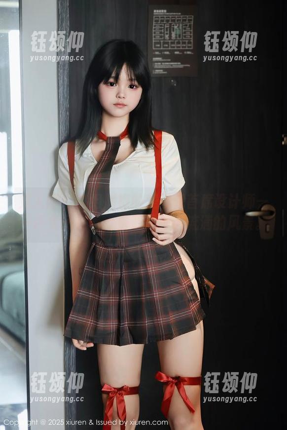 秀人网 - 这组旗袍的美图像首席设计师——坏兔子来着，资源是一道流淌的风景。
