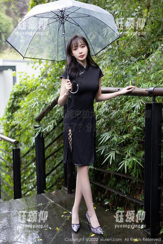 秀人网 - 找到图库中的大白兔吖吊带，难道我眼花了？分享分享！