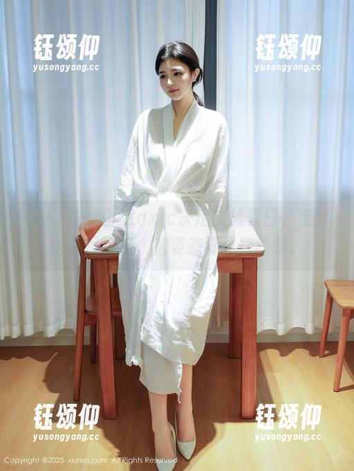 秀人网 - 妲己toxic决定挑战夏日，定制比基尼写真，这姿态真显性格噢。