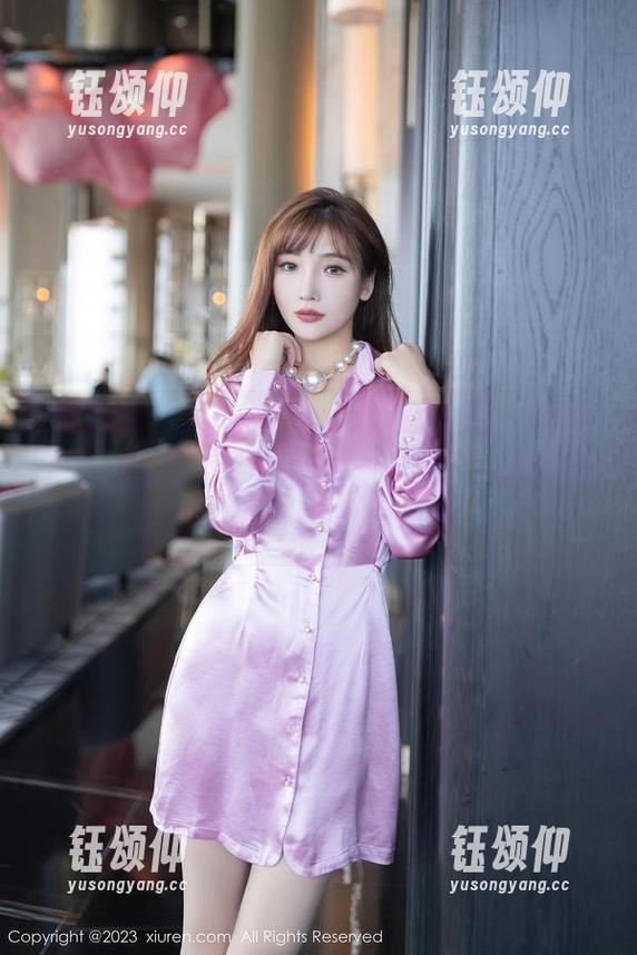 秀人网 - 小乔babyb兔女郎全图：原图里的甜蜜事故，套图里的乐趣，一言不合就是一场“兔”奔的狂欢！