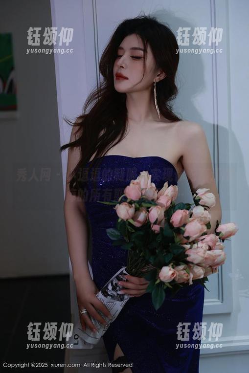 秀人网 - 小逗逗的制服，实现你对高清图库的所有期待和更多…