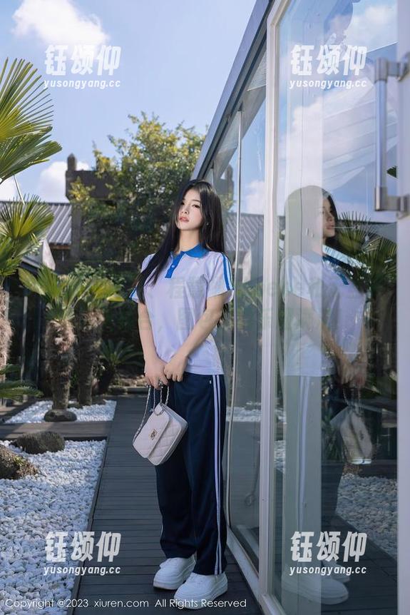秀人网 - 吊带、程慧娴Phoebe和无圣光的完美结合，图包里的乐趣满满！