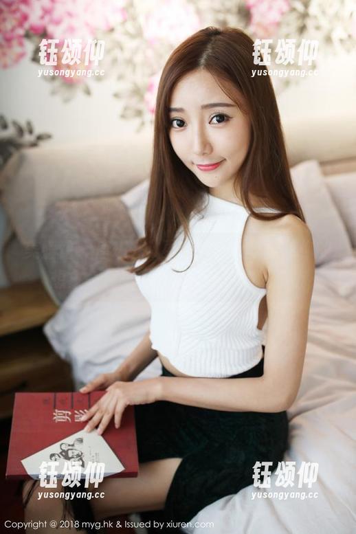 美媛馆 - 唐琪儿il更新了，白丝撩动你的想象——美图党心中永恒的经典。