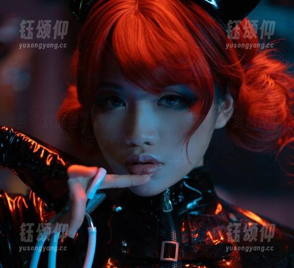 当“双肩包”遇上“图包”——芊川一笑MNK带你逛逛档案室的美图