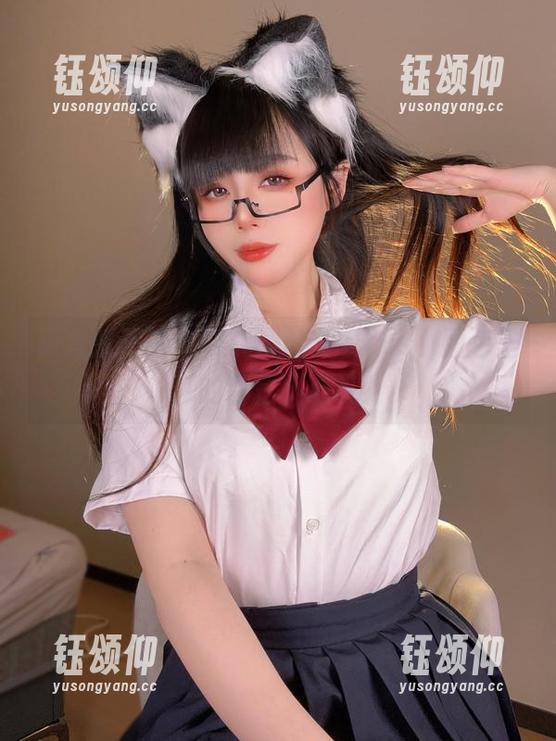 阿九从不咕咕(九言)的皮衣cos，图包里藏的都是小心机？
